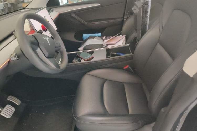 Used Tesla Model Y 2024 Rear-Wheel-Drive Version Left Front Seat