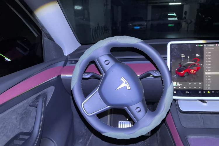 Used Tesla Model Y 2024 Rear-Wheel-Drive Version Steering Wheel