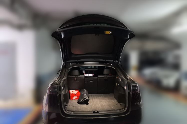 Used Tesla Model Y 2024 Rear-Wheel-Drive Version Trunk