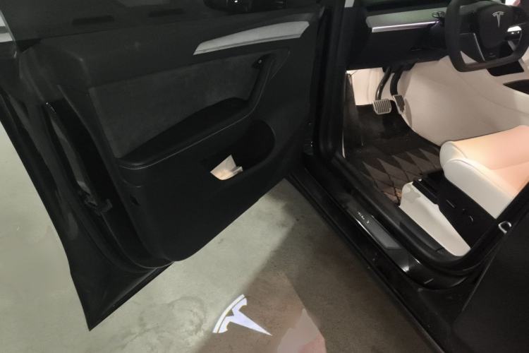 Used Tesla Model Y 2024 Rear-Wheel-Drive Version Driver Seat