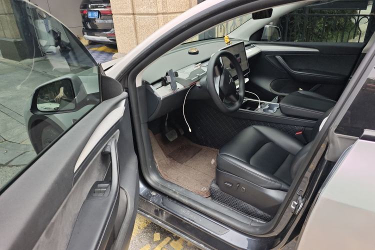 Used Tesla Model Y 2024 Rear-Wheel-Drive Version Driver Seat