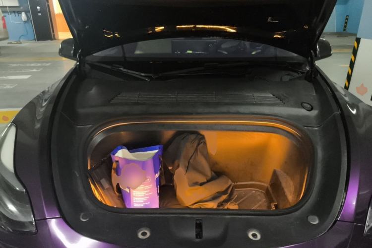 Used Tesla Model Y 2024 Rear-Wheel-Drive Version Engine Bay