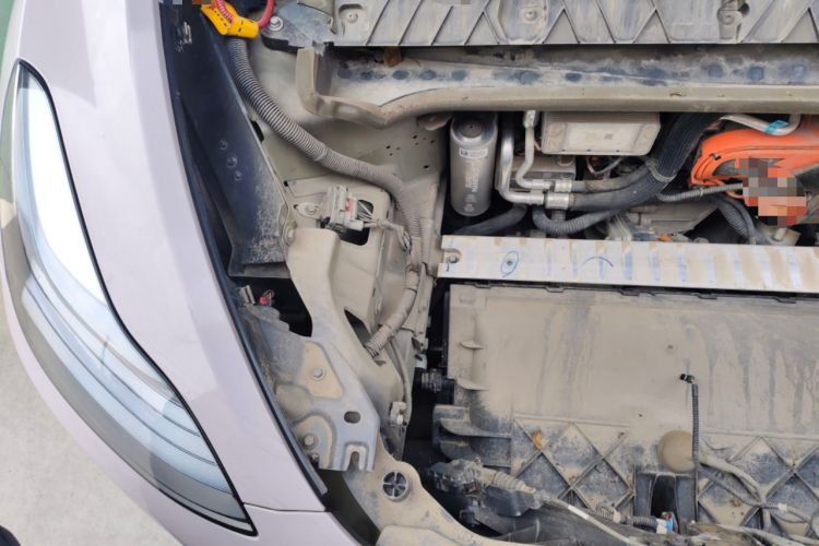 Used Tesla Model Y 2024 Long-Range All-Wheel-Drive Version Engine Bay Right