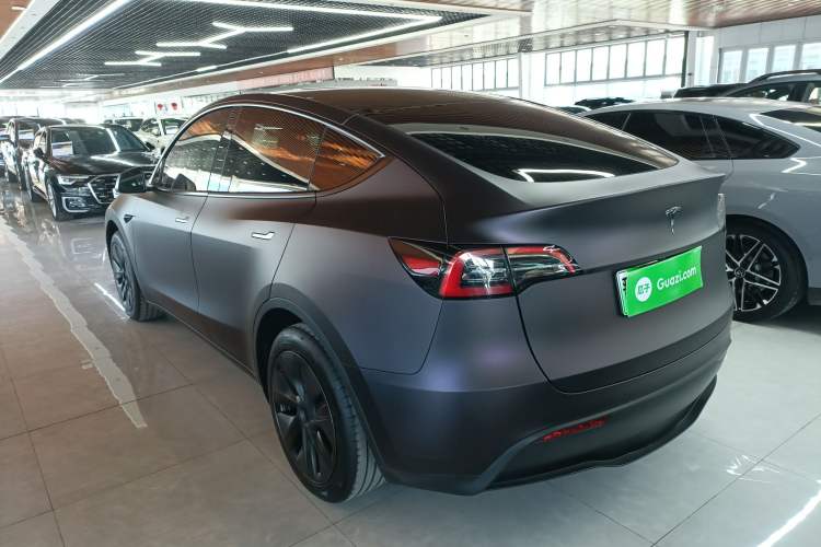 Used Tesla Model Y 2024 Rear-Wheel-Drive Version Exterior 2
