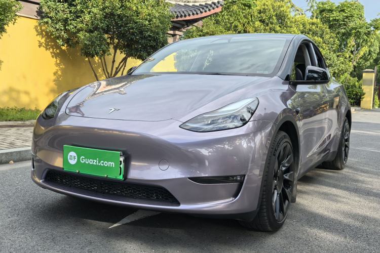 Used Tesla Model Y 2024 Long-Range All-Wheel-Drive Version Exterior 2