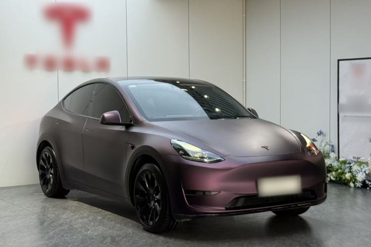 Used Tesla Model Y 2024 Rear-Wheel-Drive Version Front Right 45 Deg