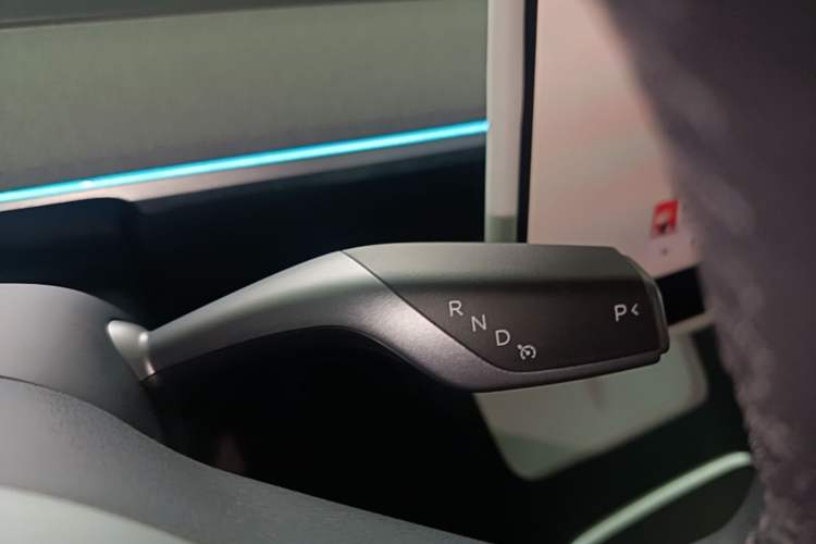 Used Tesla Model Y 2024 Rear-Wheel-Drive Version Gear Lever