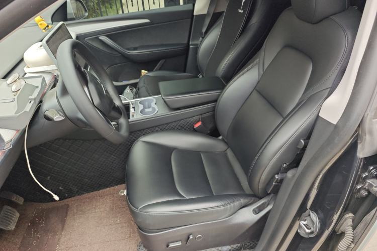 Used Tesla Model Y 2024 Rear-Wheel-Drive Version Left Front Seat