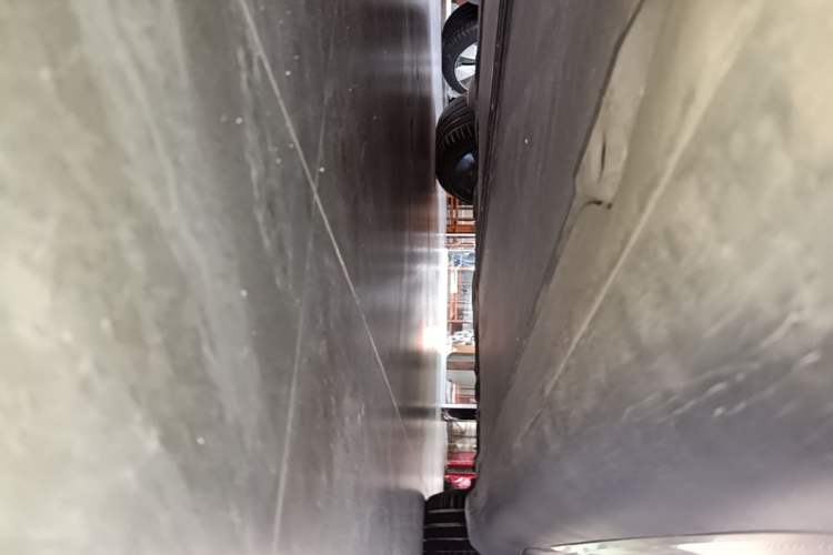 Used Tesla Model Y 2024 Rear-Wheel-Drive Version Left Side Sill