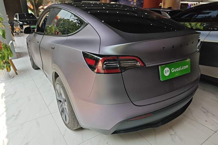 Used Tesla Model Y 2024 Rear-Wheel-Drive Version Rear Left 45 Deg