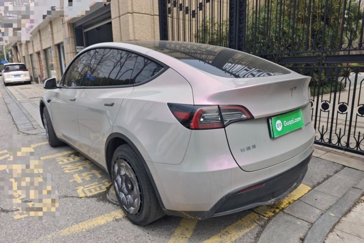 Used Tesla Model Y 2024 Rear-Wheel-Drive Version Rear Left 45 Deg