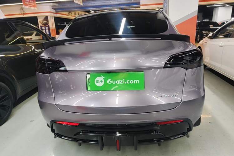 Used Tesla Model Y 2024 Long-Range All-Wheel-Drive Version Rear