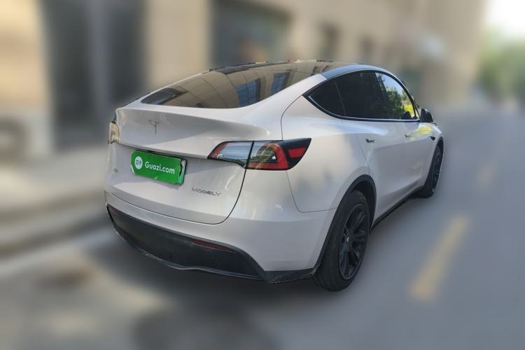 Used Tesla Model Y 2024 Rear-Wheel-Drive Version Rear Right 45 Deg