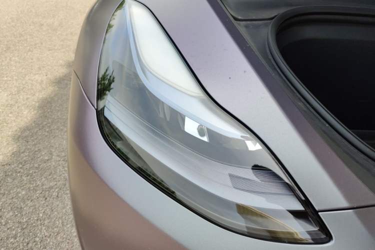 Used Tesla Model Y 2024 Rear-Wheel-Drive Version Right Front Headlight