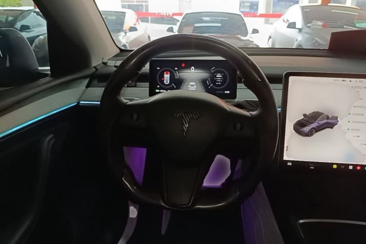 Used Tesla Model Y 2024 Rear-Wheel-Drive Version Steering Wheel