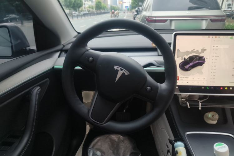 Used Tesla Model Y 2024 Rear-Wheel-Drive Version Steering Wheel