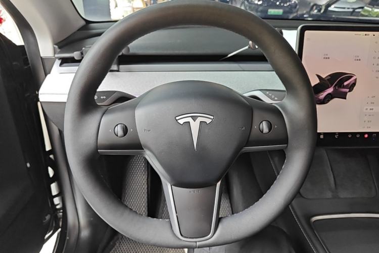 Used Tesla Model Y 2024 Rear-Wheel-Drive Version Steering Wheel