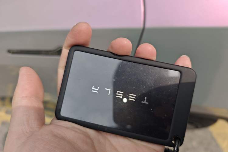 Used Tesla Model Y 2024 Rear-Wheel-Drive Version Vehicle Key