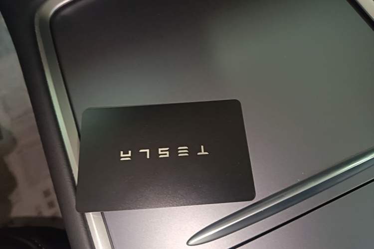 Used Tesla Model Y 2024 Rear-Wheel-Drive Version Vehicle Key