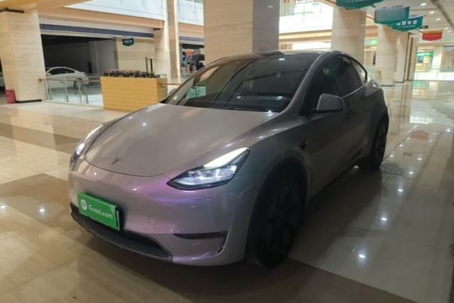 Used Tesla Model Y 2024 Long-Range All-Wheel-Drive Version