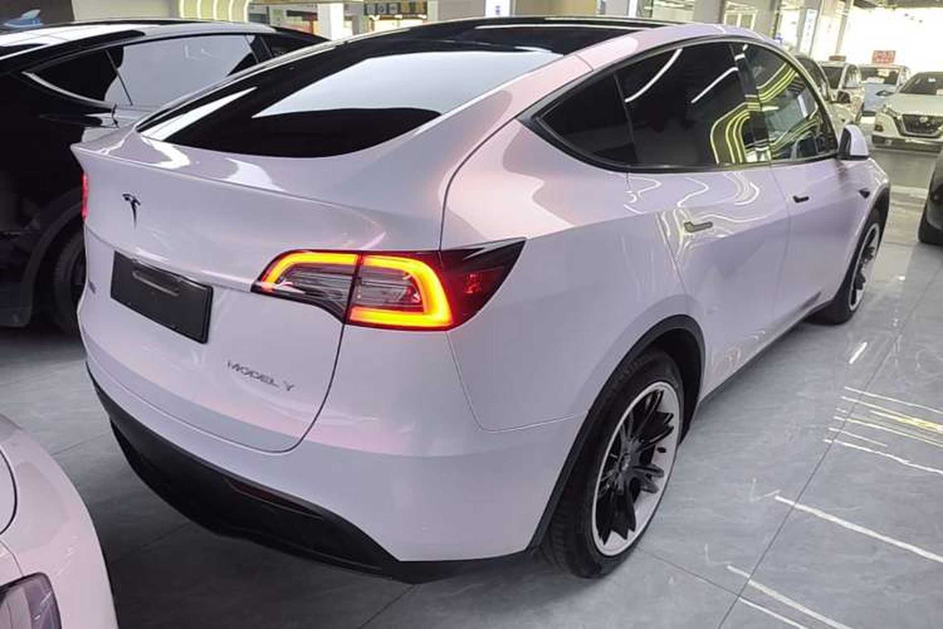 Used Tesla Model Y 2024 Rear-Wheel-Drive Version Rear Right 45 Deg
