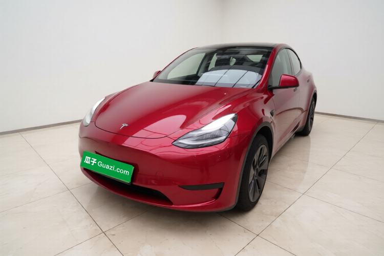 Tesla Model Y 2024 Rear-Wheel-Drive Version
