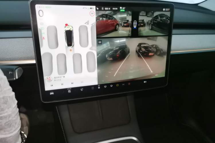 Used Tesla Model Y 2024 Rear-Wheel-Drive Version Audio And AC Panel