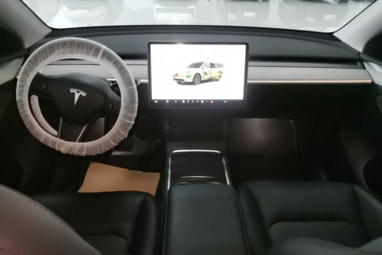 Used Tesla Model Y 2024 Rear-Wheel-Drive Version Center Console