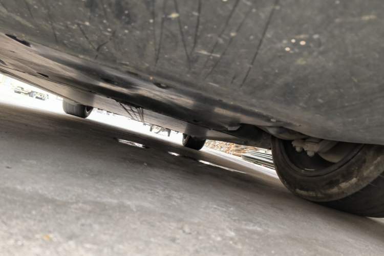 Used Tesla Model Y 2024 Rear-Wheel-Drive Version Chassis Front