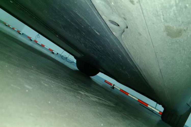 Used Tesla Model Y 2024 Rear-Wheel-Drive Version Chassis Front Left