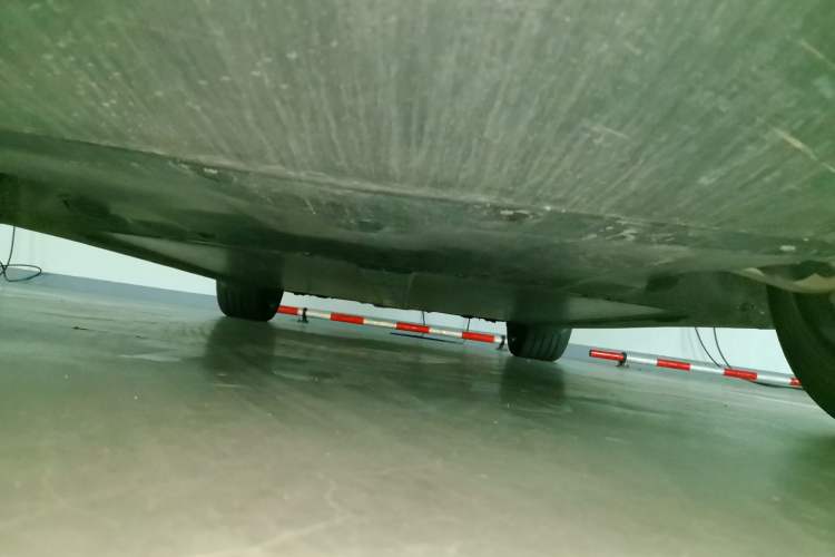Used Tesla Model Y 2024 Rear-Wheel-Drive Version Chassis Front