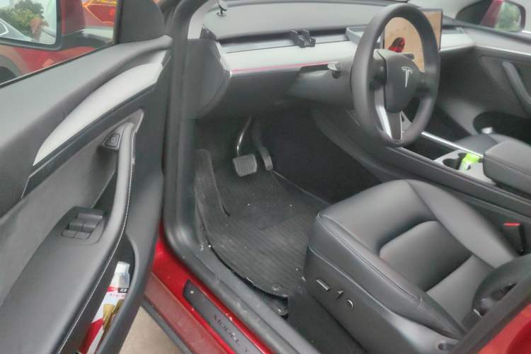 Used Tesla Model Y 2024 Rear-Wheel-Drive Version Driver Seat