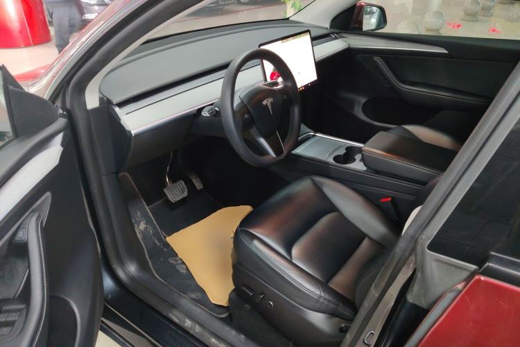 Used Tesla Model Y 2024 Rear-Wheel-Drive Version Driver Seat