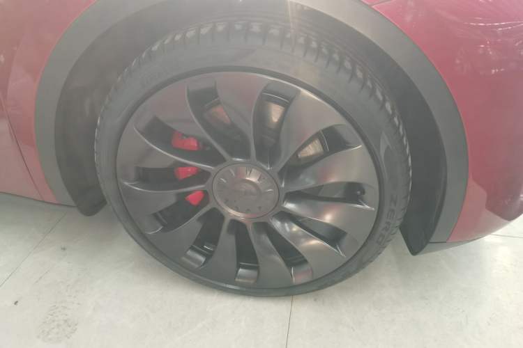 Used Tesla Model Y 2024 Performance High-Performance Edition Exterior 4