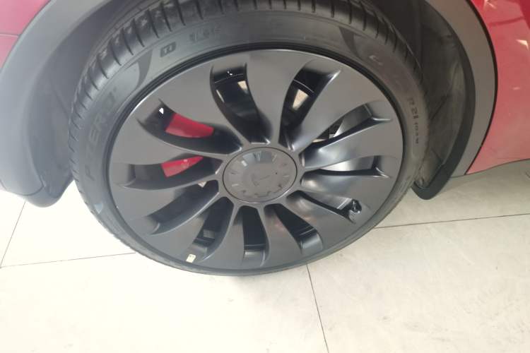 Used Tesla Model Y 2024 Performance High-Performance Edition Exterior 5