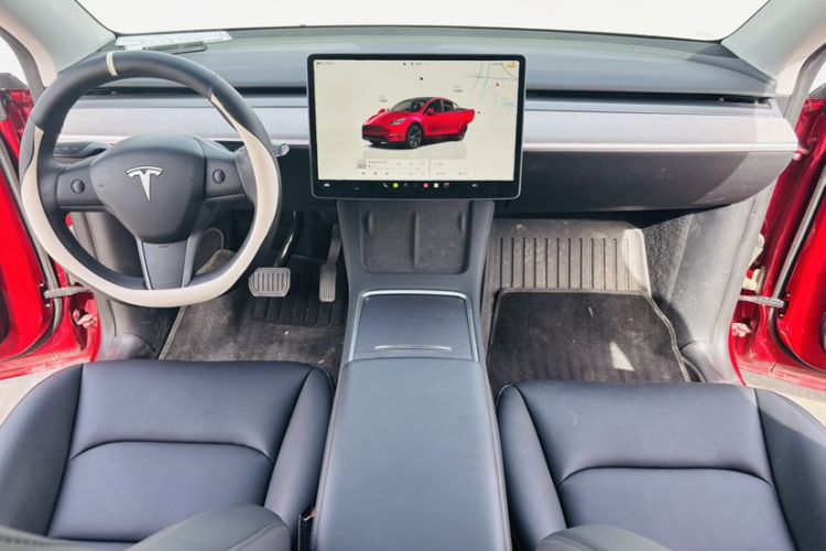 Used Tesla Model Y 2024 Rear-Wheel-Drive Version Exterior 7