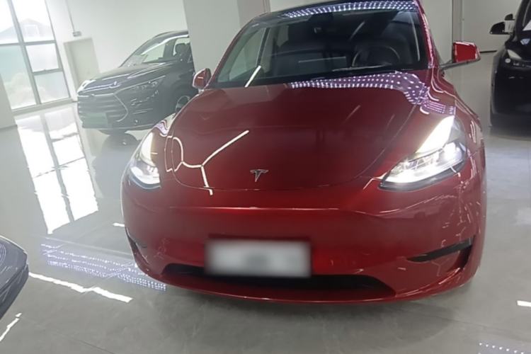 Used Tesla Model Y 2024 Rear-Wheel-Drive Version Front