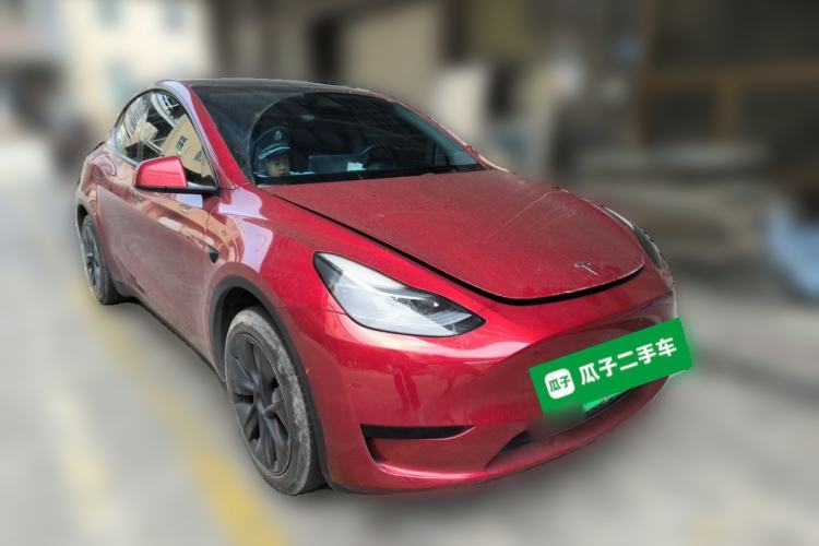 Used Tesla Model Y 2024 Rear-Wheel-Drive Version Front Right 45 Deg