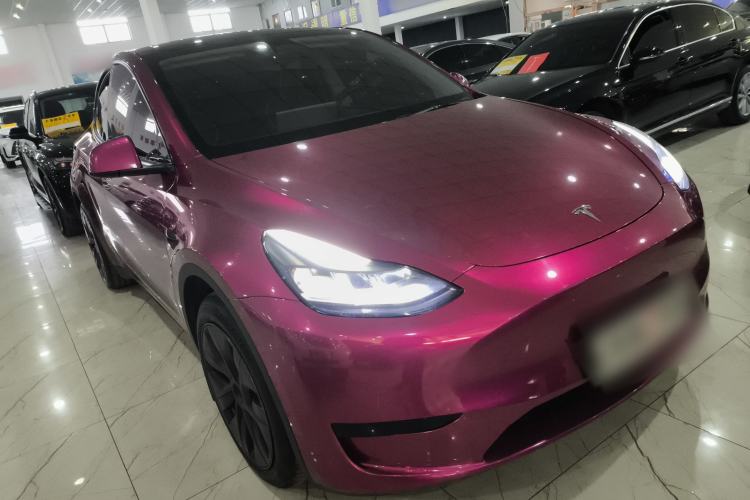 Used Tesla Model Y 2024 Rear-Wheel-Drive Version Front Right 45 Deg