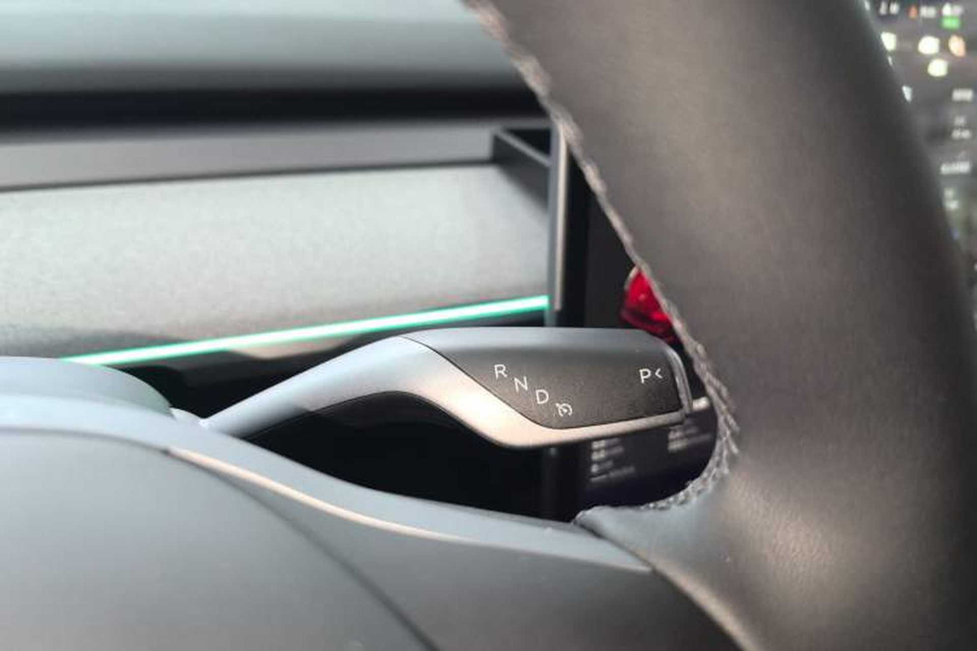 Used Tesla Model Y 2024 Long-Range All-Wheel-Drive Version Gear Lever