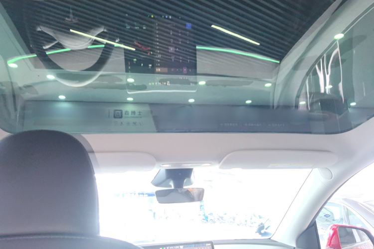 Used Tesla Model Y 2024 Long-Range All-Wheel-Drive Version Headliner
