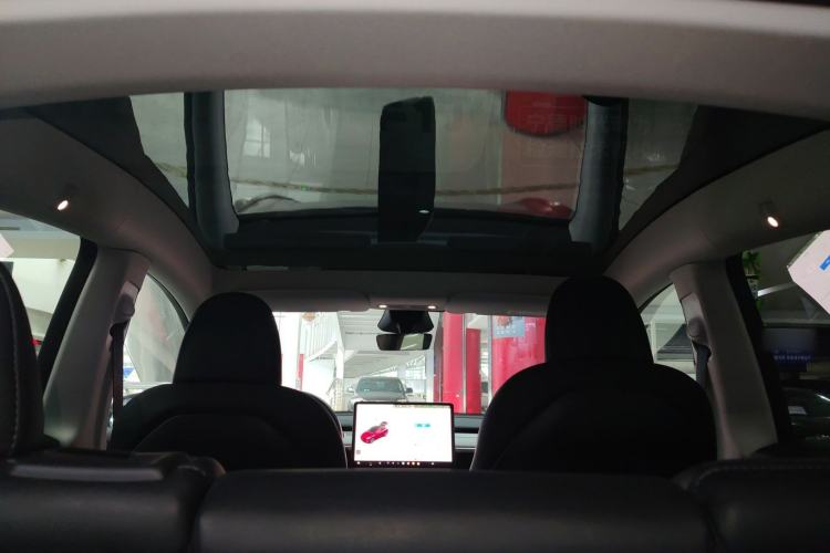 Used Tesla Model Y 2024 Rear-Wheel-Drive Version Headliner