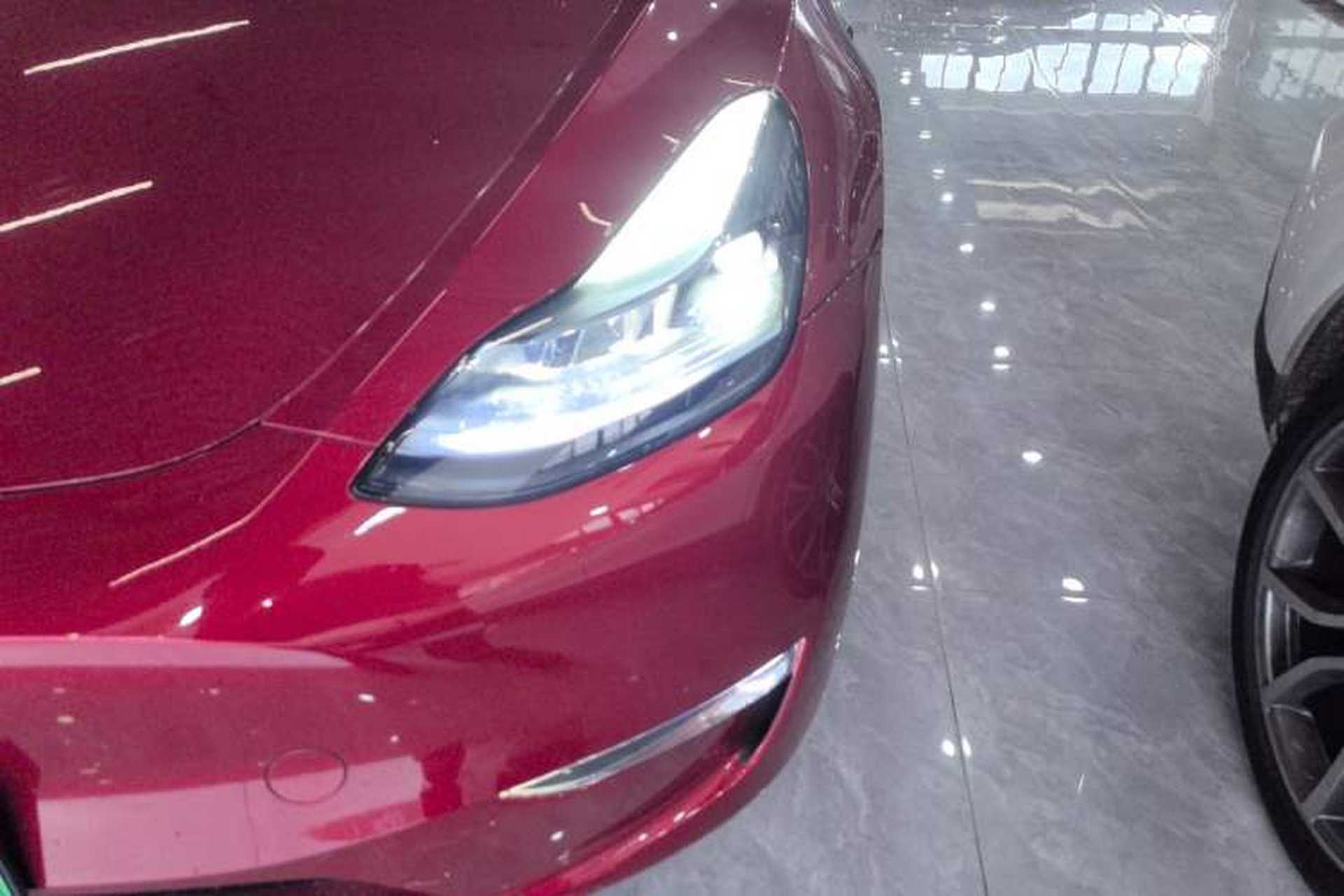 Used Tesla Model Y 2024 Long-Range All-Wheel-Drive Version Left Front Headlight