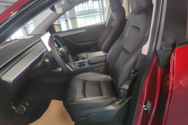 Used Tesla Model Y 2024 Rear-Wheel-Drive Version Left Front Seat
