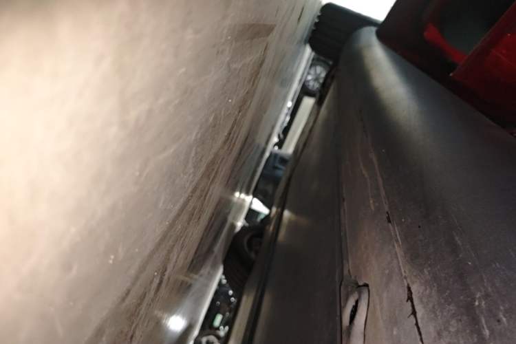 Used Tesla Model Y 2024 Rear-Wheel-Drive Version Left Side Sill