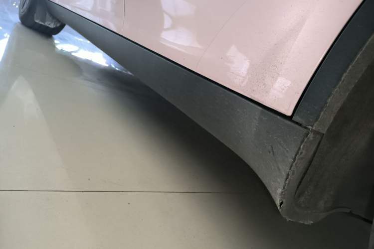 Used Tesla Model Y 2024 Rear-Wheel-Drive Version Left Side Sill