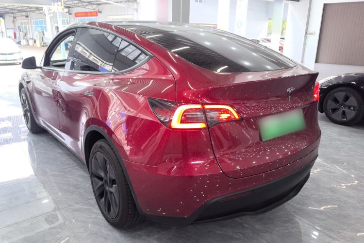 Used Tesla Model Y 2024 Long-Range All-Wheel-Drive Version Rear Left 45 Deg