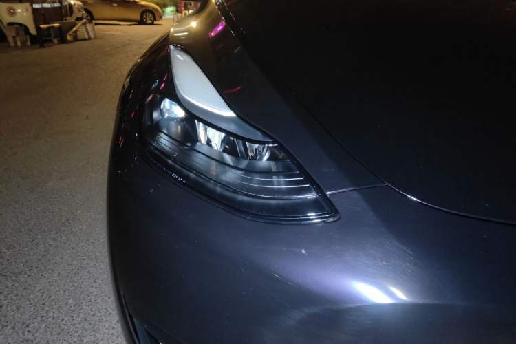 Used Tesla Model Y 2024 Rear-Wheel-Drive Version Right Front Headlight
