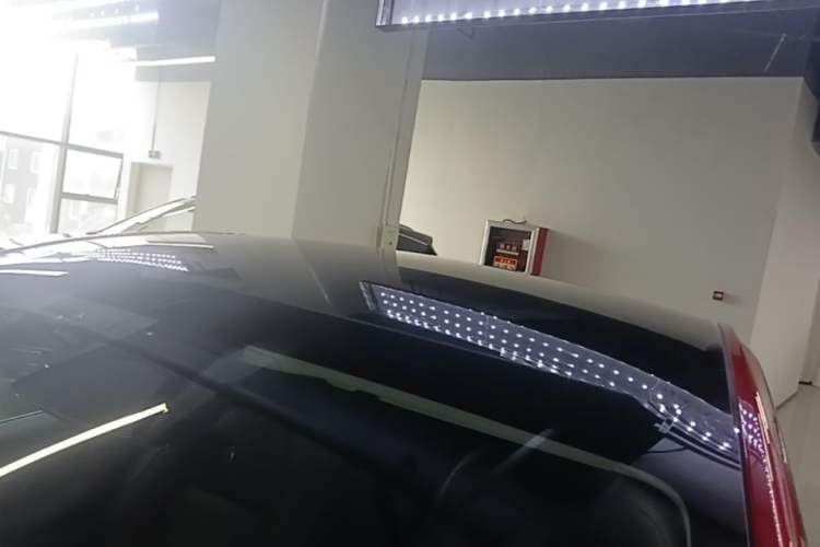 Used Tesla Model Y 2024 Rear-Wheel-Drive Version Roof