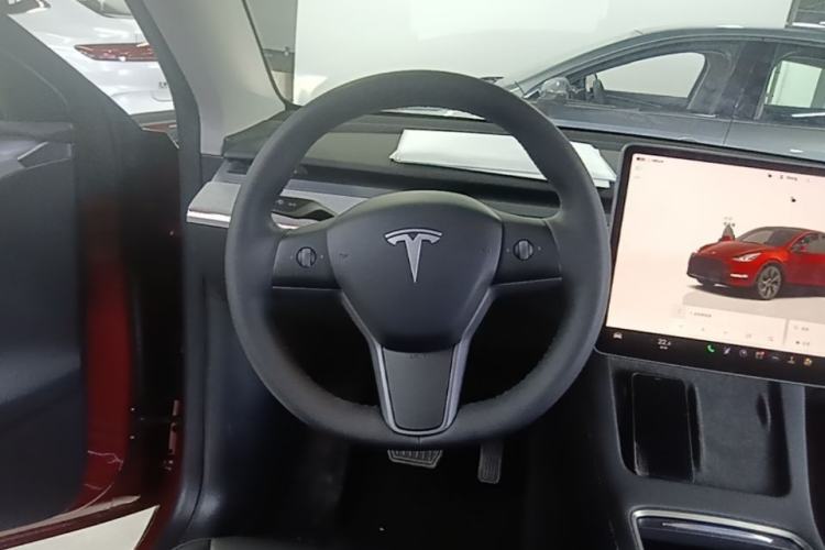 Used Tesla Model Y 2024 Rear-Wheel-Drive Version Steering Wheel